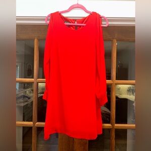 🔹EUC Red A Byer Cold Shoulder Button Sleeve Lined Dress Size Small‎